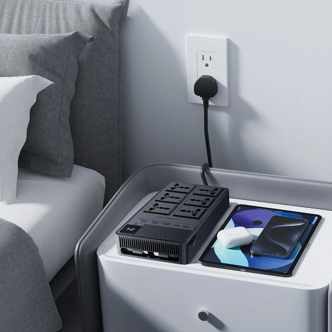 وصلة كهربائية باورولوجي بقدرة 2500 واط مع 6 منافذ AC وكيبلات مدمجة قابلة للسحب - اسود | Powerology 2500W 6 AC Power Strip With Built-In Retractable Cables – Black