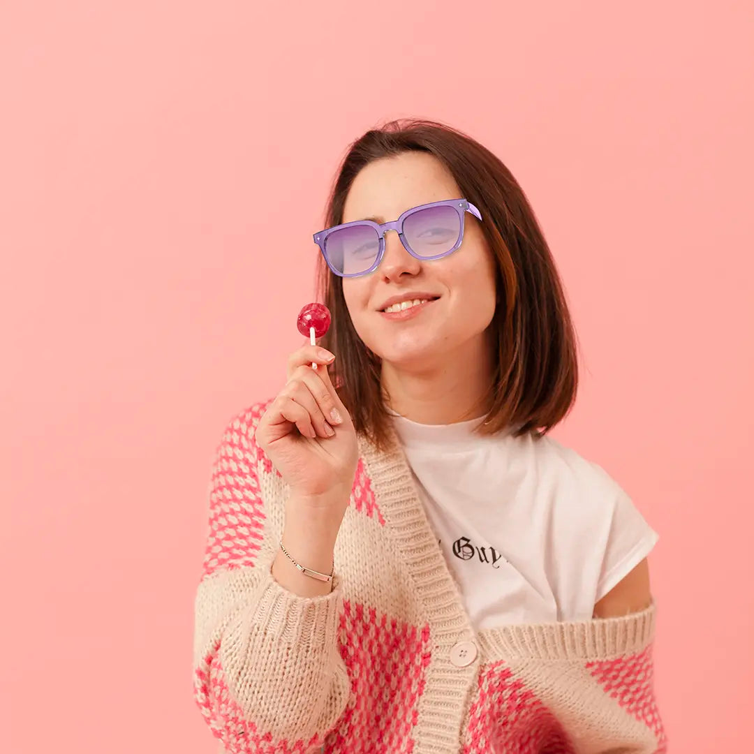 Çavikên Rojê yên Jîr ên Powerology Lifestyle bi Bluetooth û Kontrola Destikê, Lensên Mor ên Gradient - Mor | Çavikên Rojê yên Powerology Lifestyle BT bi Kontrola Destikê + Lensên Mor ên Gradient - Mor