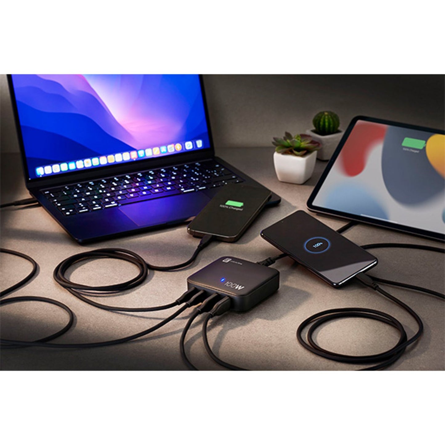 Cellularline Charger 4 Ports Gan 100W - شاحن مكتبي باربع منافذ بقدرة  100 واط من سيليلار لاين