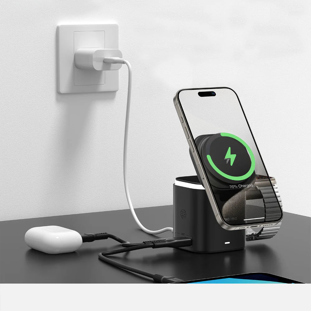 قاعدة الشحن 5 في 1 اميزنك ثنك ثاندر برو بقدرة شحن 55 واط - اسود | AMAZINGTHING Thunder Pro Mag 5-in-1 PD55W Charging Station – Black