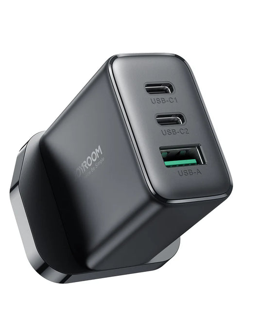 JOYROOM JR-TCF10 32W 2C1A Fast Charger – شاحن جويروم سريع 32 واط بمنفذين تايب سي ومنفذ يو اس بي